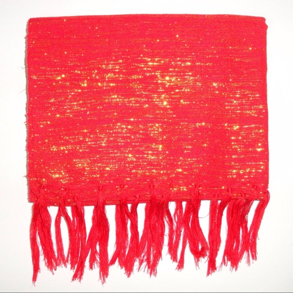 Bright Red with Gold Interlace Table Runner - Picture 2 of 5